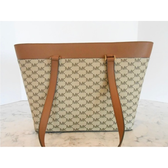 MICHAEL KORS Florence Large MK LOGO Top Zip Tote NATURAL/LUGGAGE $328 - Picture 5 of 8